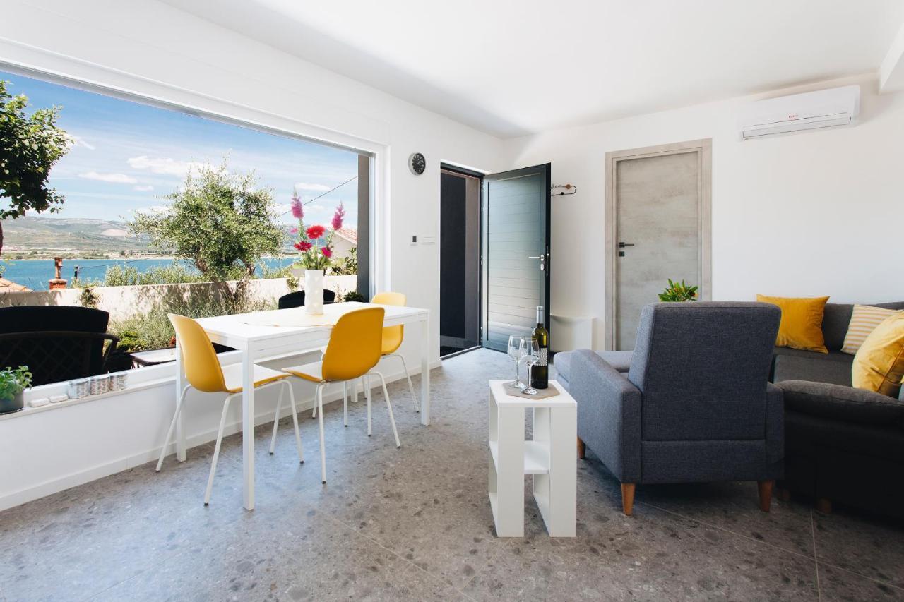Villa Magna - Seaside Villa With Pool And Sauna Trogir Exterior foto
